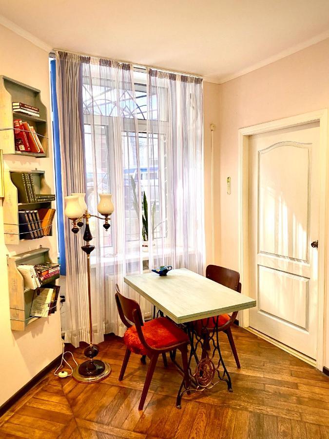 Tapki Hostel Odessa Luaran gambar
